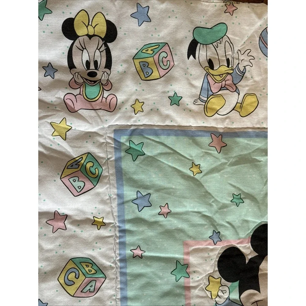Vintage Disney Babies Mickey Minnie Donald Daisy Quilted Baby Blanket Dundee USA